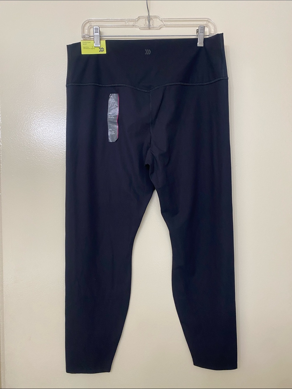 Women’s Black High-Waist 7/8 Active Leggings - Picture 6 of 6